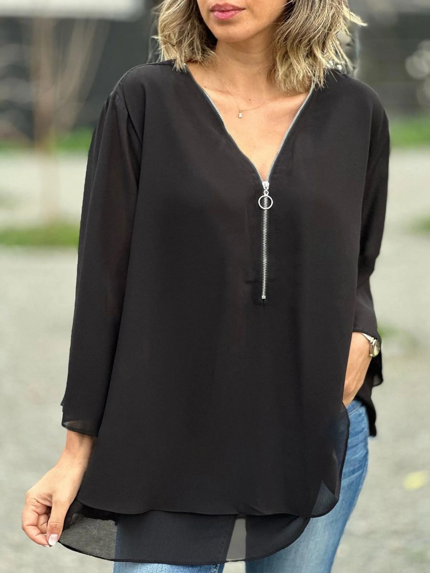 Liora™ | Casual V-Neck Chiffon Top with Sleeves and Metal Zip